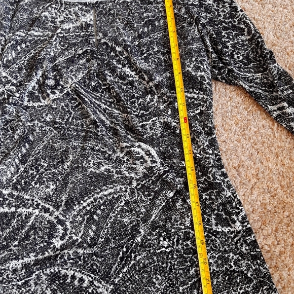 ANN TAYLOR - Rich black and white top for women - Size: S - Picture 12 of 15